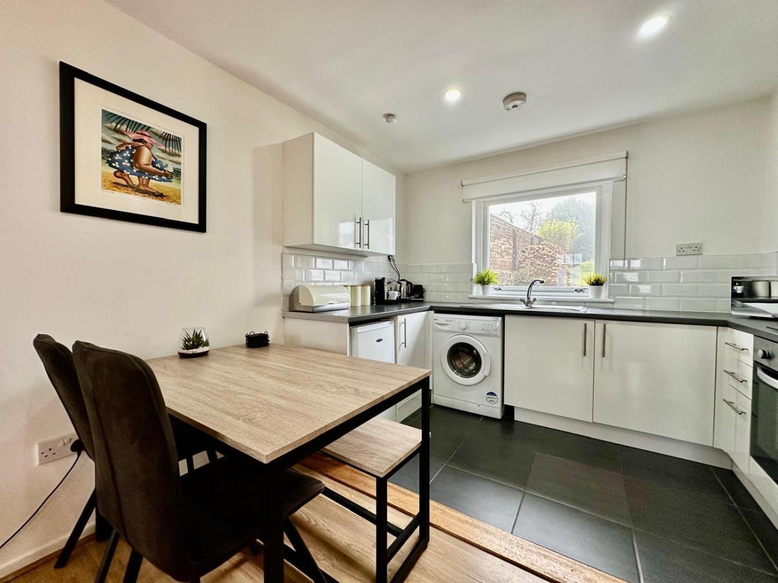 Fifty Five On Gilmour Street Apartment Eaglesham Exterior photo